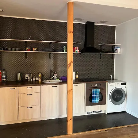 Apartment Hubane Ja Ruumikas Saunaga Korter Kesklinnas Pärnu