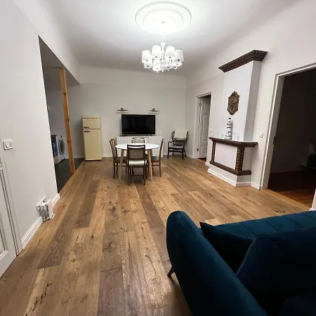 Hubane Ja Ruumikas Saunaga Korter Kesklinnas Apartment