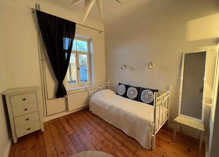 Hubane Ja Ruumikas Saunaga Korter Kesklinnas Lägenhet *